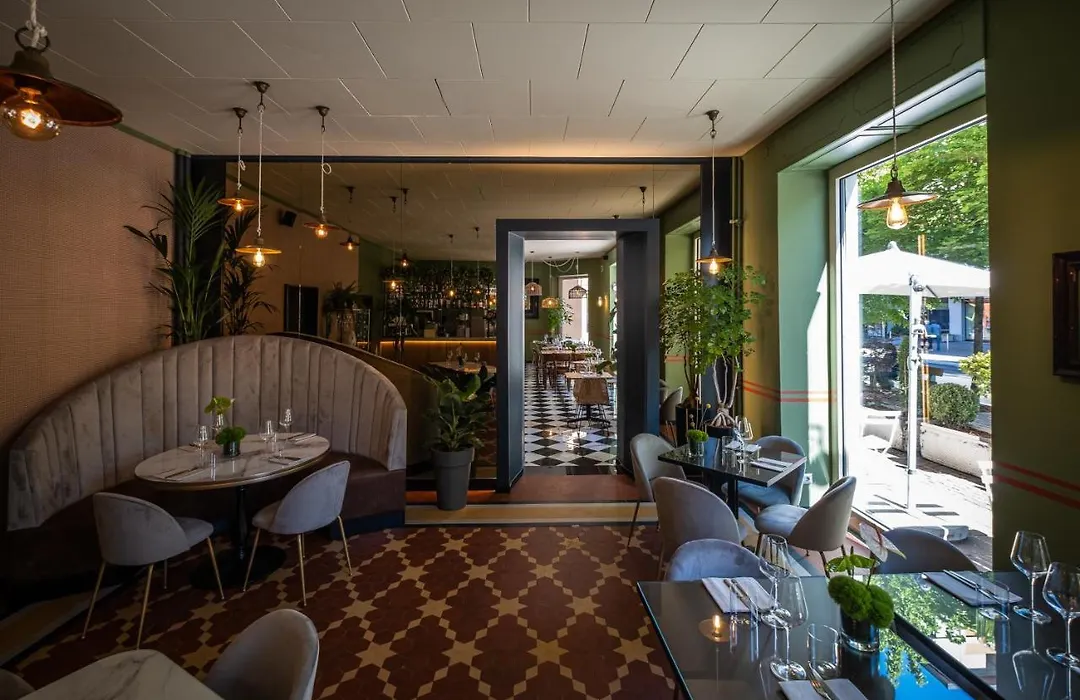 Eco Rooms&Breakfast Tirano-1